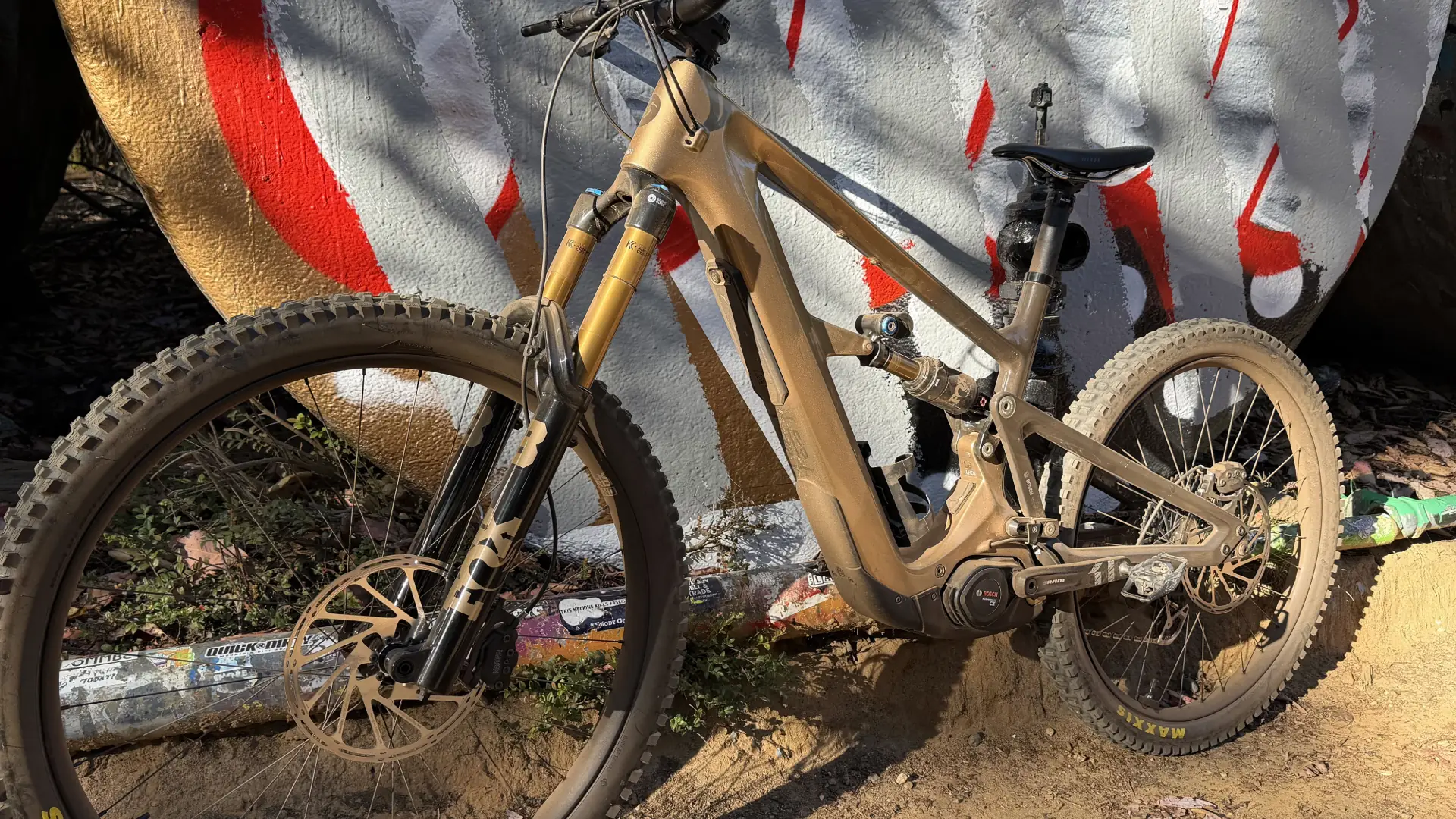 Ibis Oso HD auf einem anspruchsvollen Trail